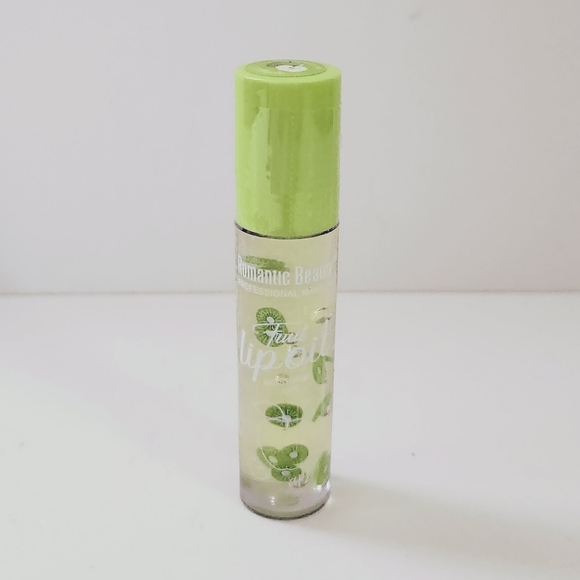 🍭7/$15 Romantic Beauty Fruity Lip Oil Apple - Picture 3 of 6